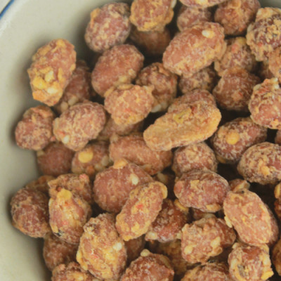 Combo Đậu Phộng Mè Cay Hải Long (250g) + Mứt Xoài Sấy Dẻo Hải Long (120g)